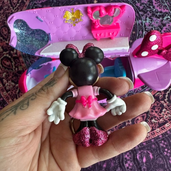 Pink Toy Airplane - Picture 4 of 13